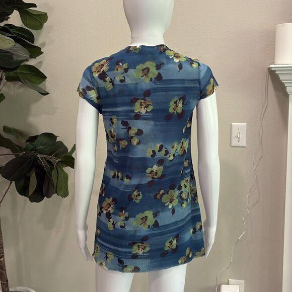 Sweet Pea Floral Double Mesh Tee Size XL Cap Sleeve Ruched Ruffle Deep V Neck - Picture 11 of 12